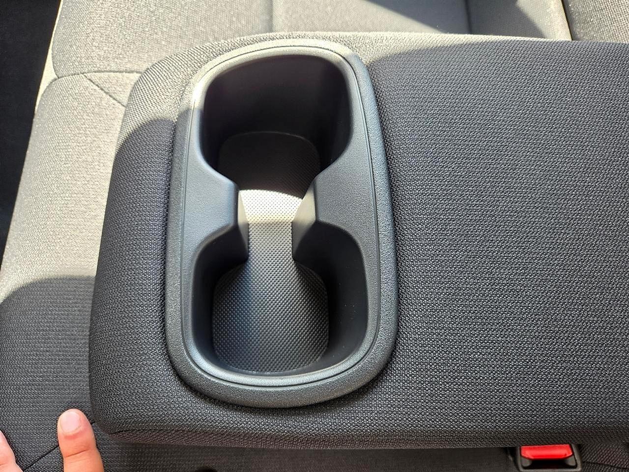Toyota Corolla LE CVT (Natl) 2025