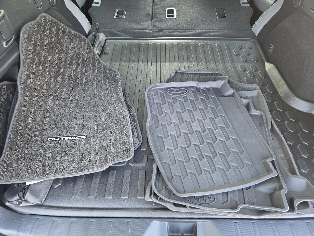 Subaru Outback Premium AWD 2024