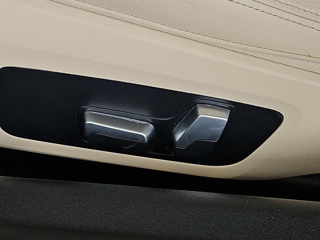 BMW 2 Series 230i xDrive Coupe 2023