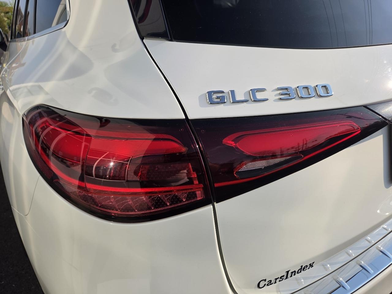Mercedes-Benz GLC GLC 300 4MATIC SUV 2023