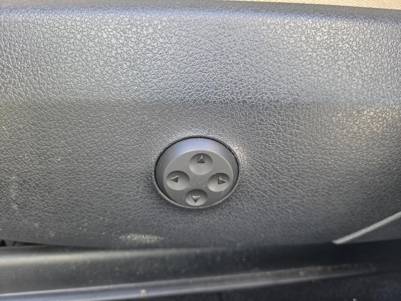 Mercedes-Benz GLC GLC 300 4MATIC SUV 2023