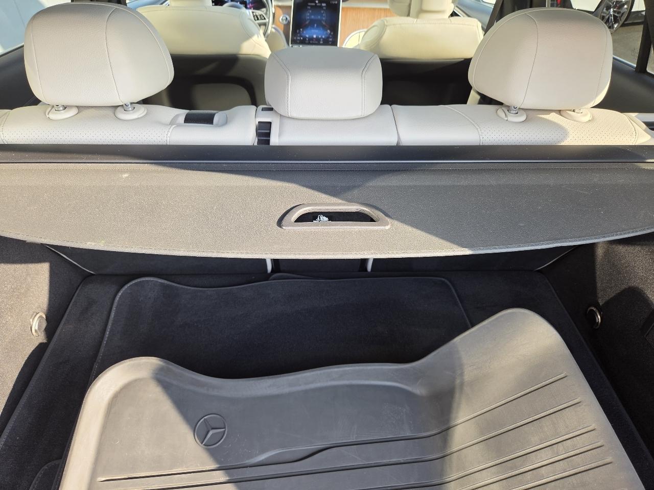 Mercedes-Benz GLC GLC 300 4MATIC SUV 2023