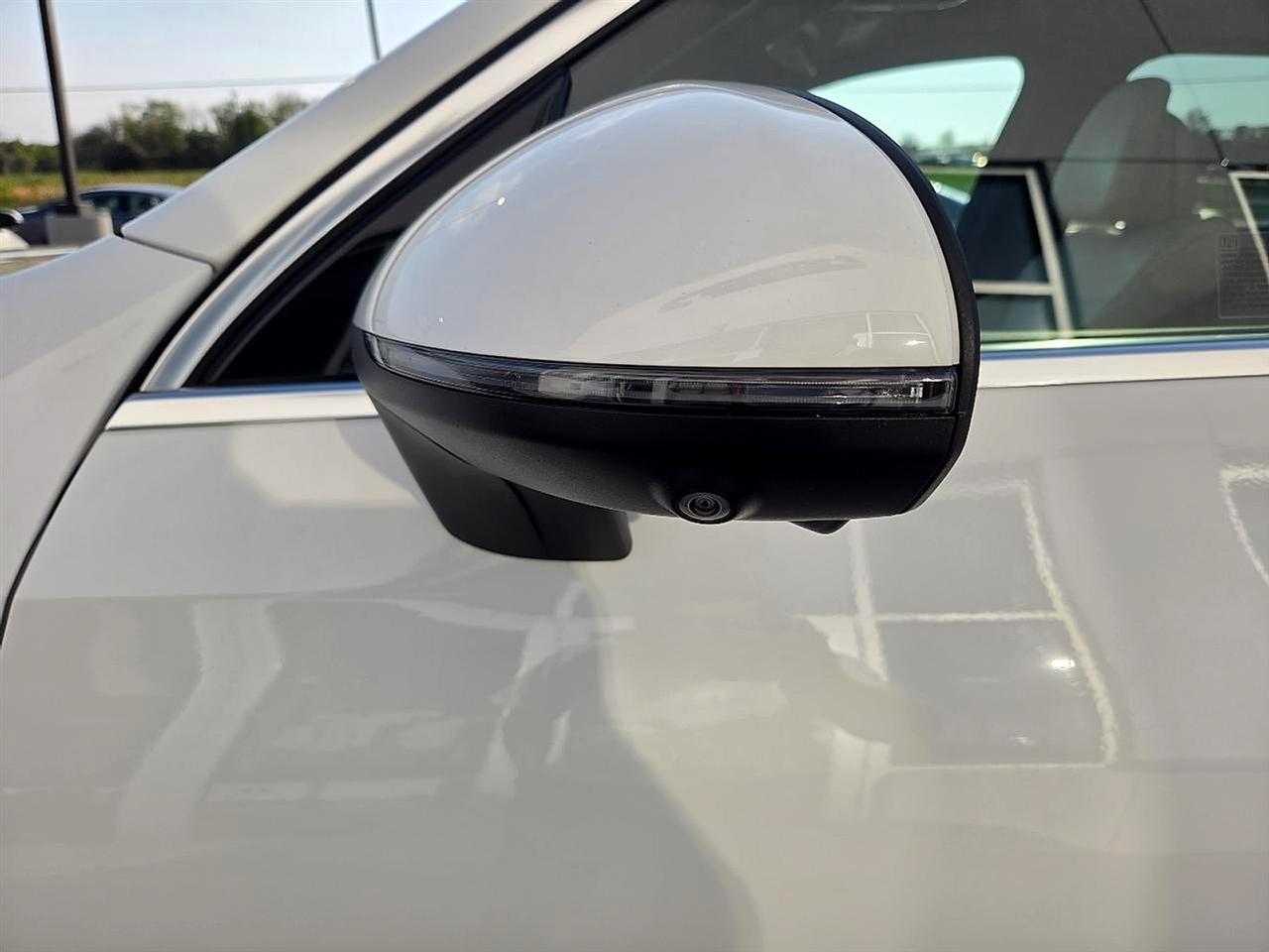 Mercedes-Benz GLC GLC 300 4MATIC SUV 2023