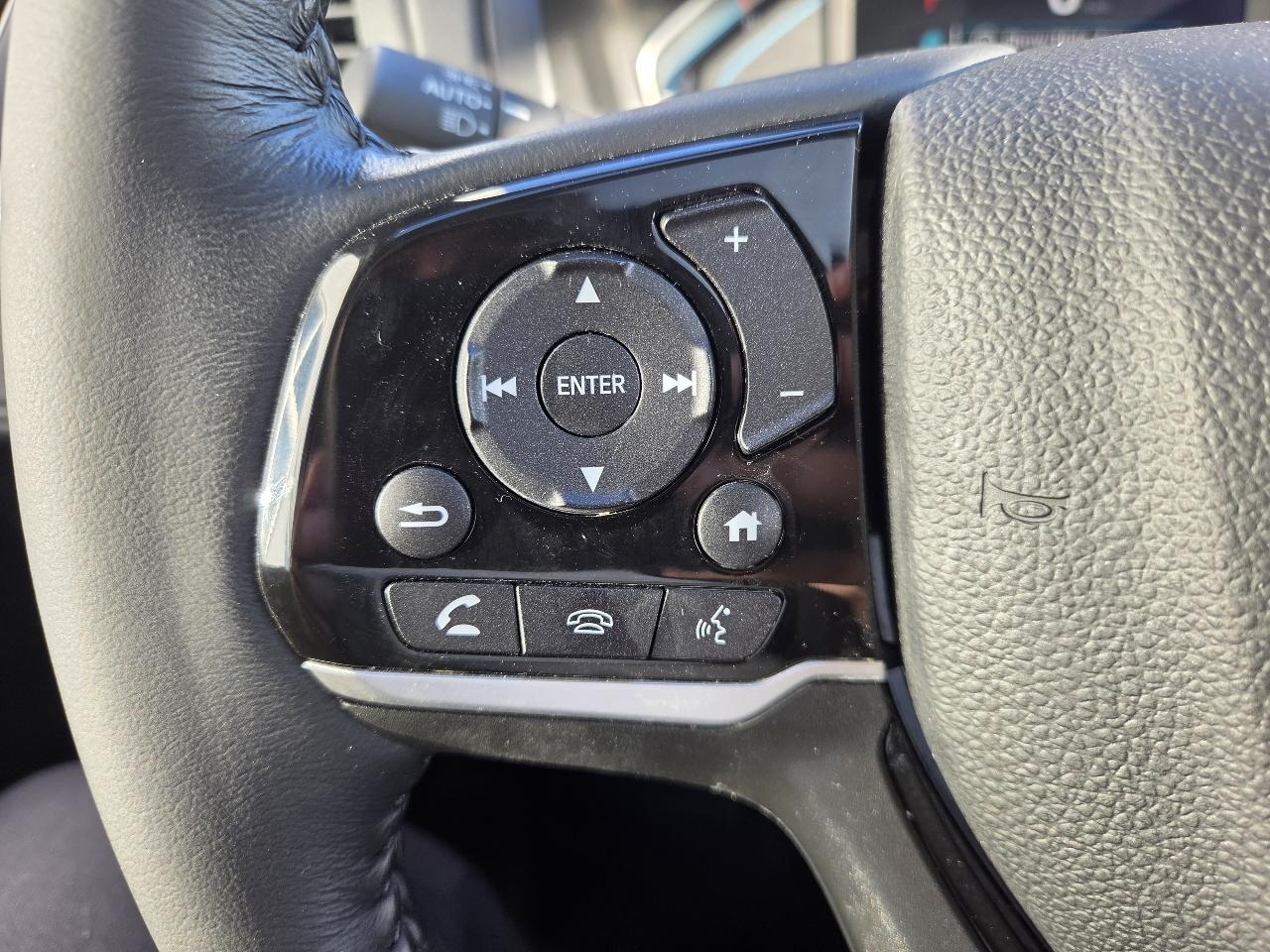 Honda Odyssey Touring Auto 2023