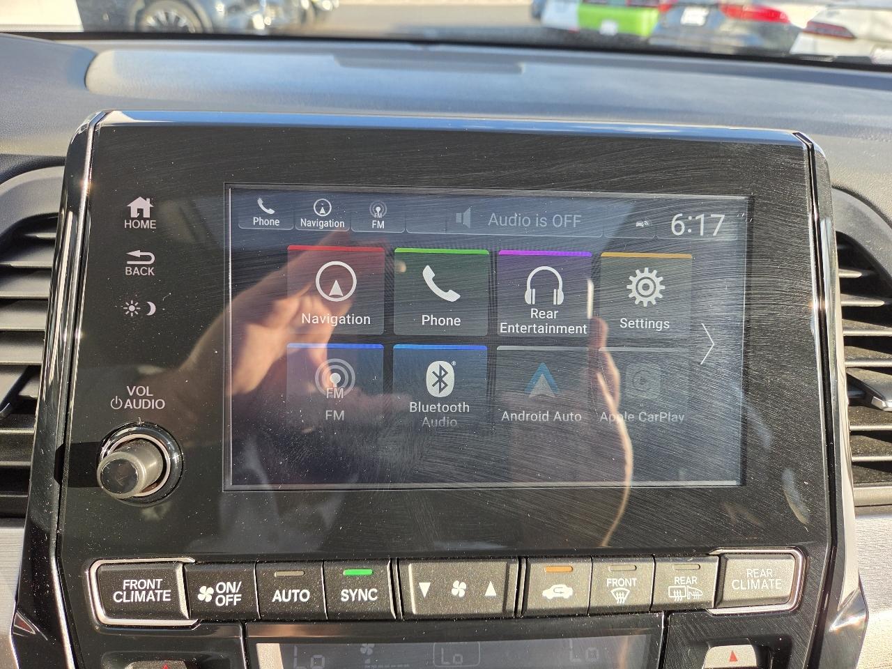 Honda Odyssey Touring Auto 2023