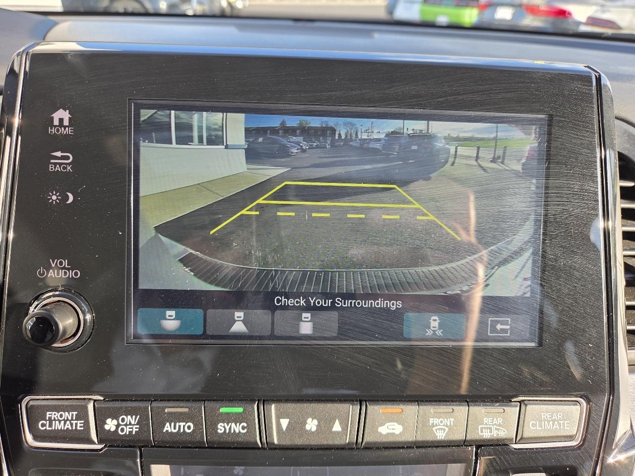 Honda Odyssey Touring Auto 2023