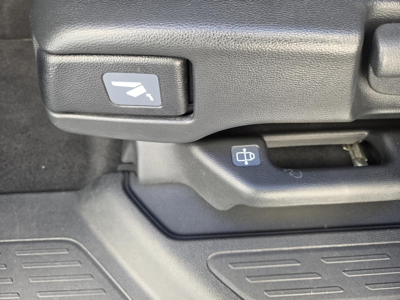 Honda Odyssey Touring Auto 2023