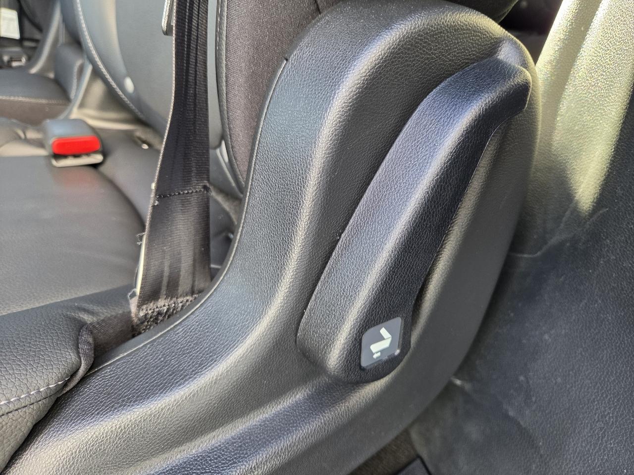 Honda Odyssey Touring Auto 2023