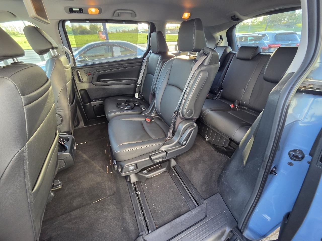 Honda Odyssey Touring Auto 2023