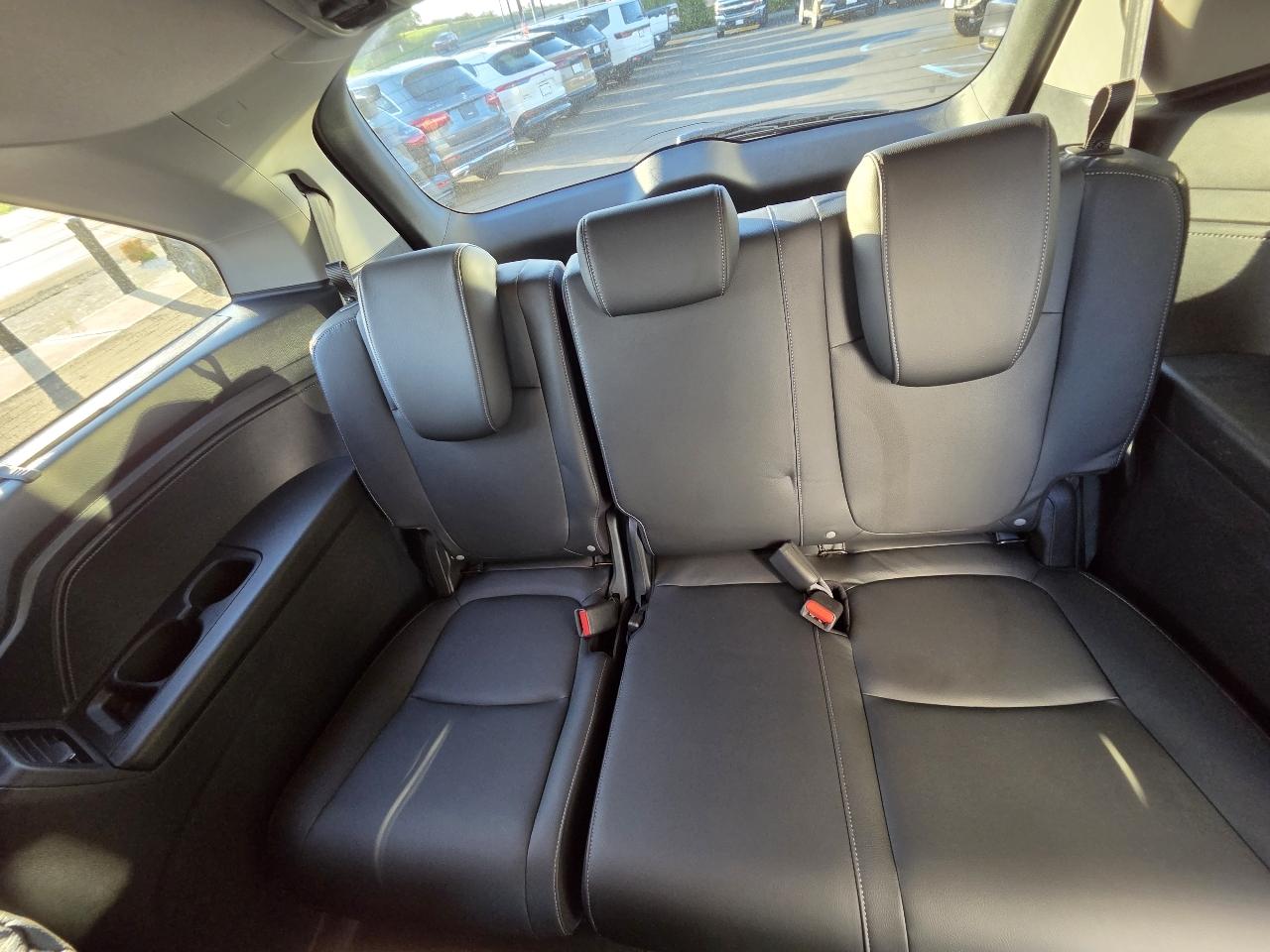 Honda Odyssey Touring Auto 2023