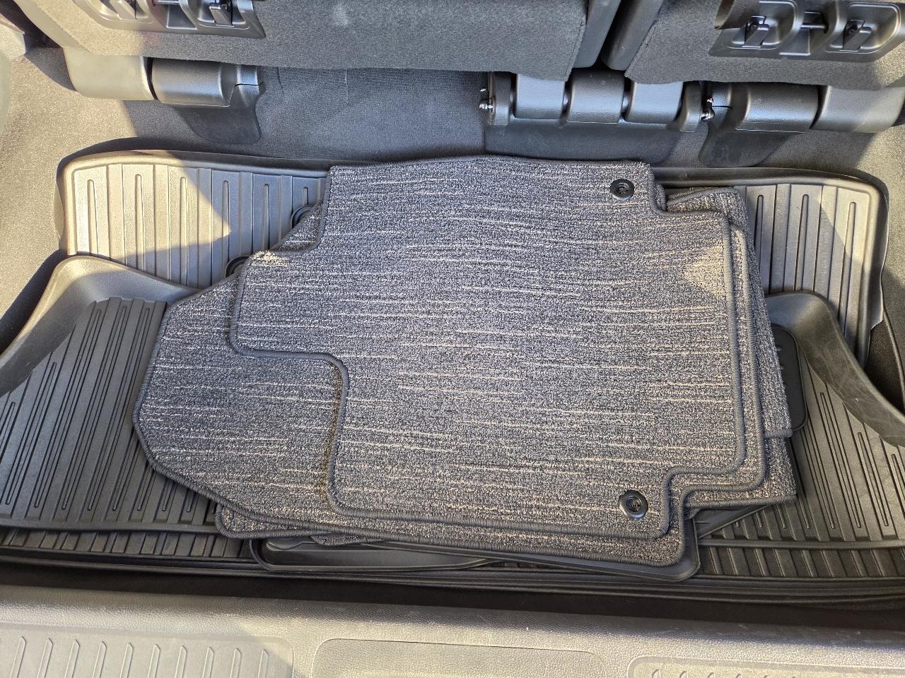Honda Odyssey Touring Auto 2023