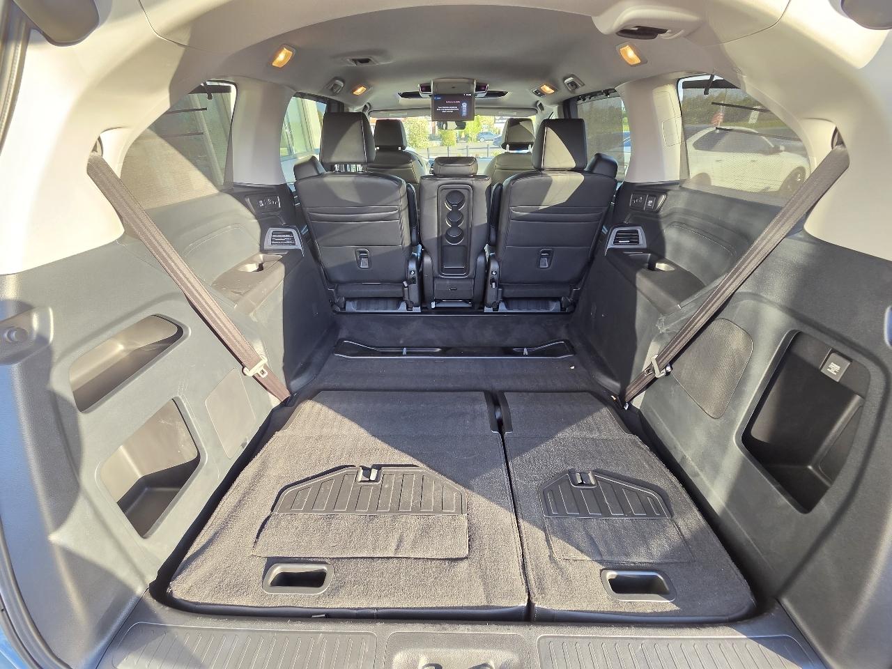 Honda Odyssey Touring Auto 2023