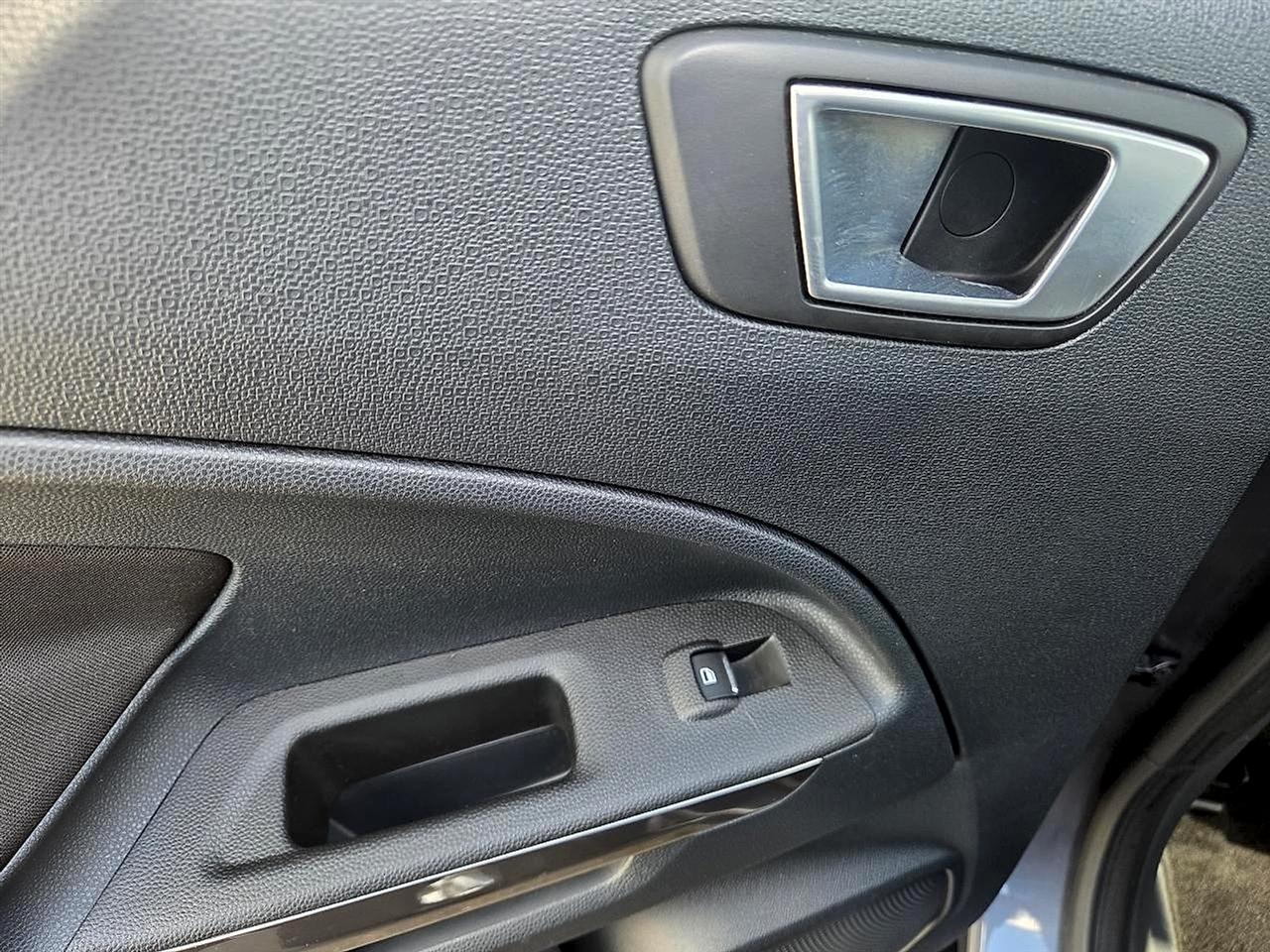 Ford EcoSport SE FWD 2019