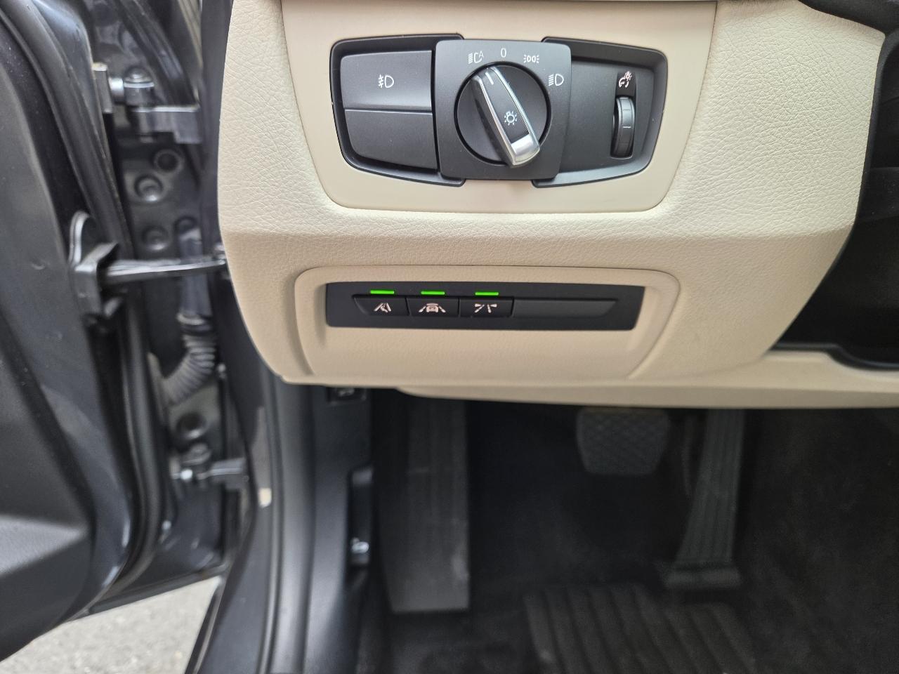 BMW 3 Series  2017