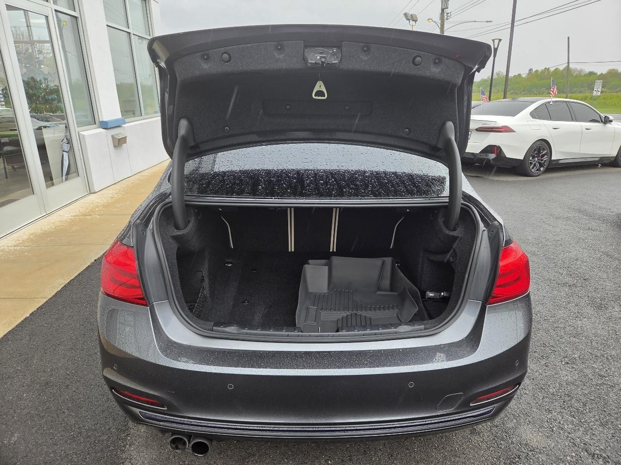 BMW 3 Series  2017
