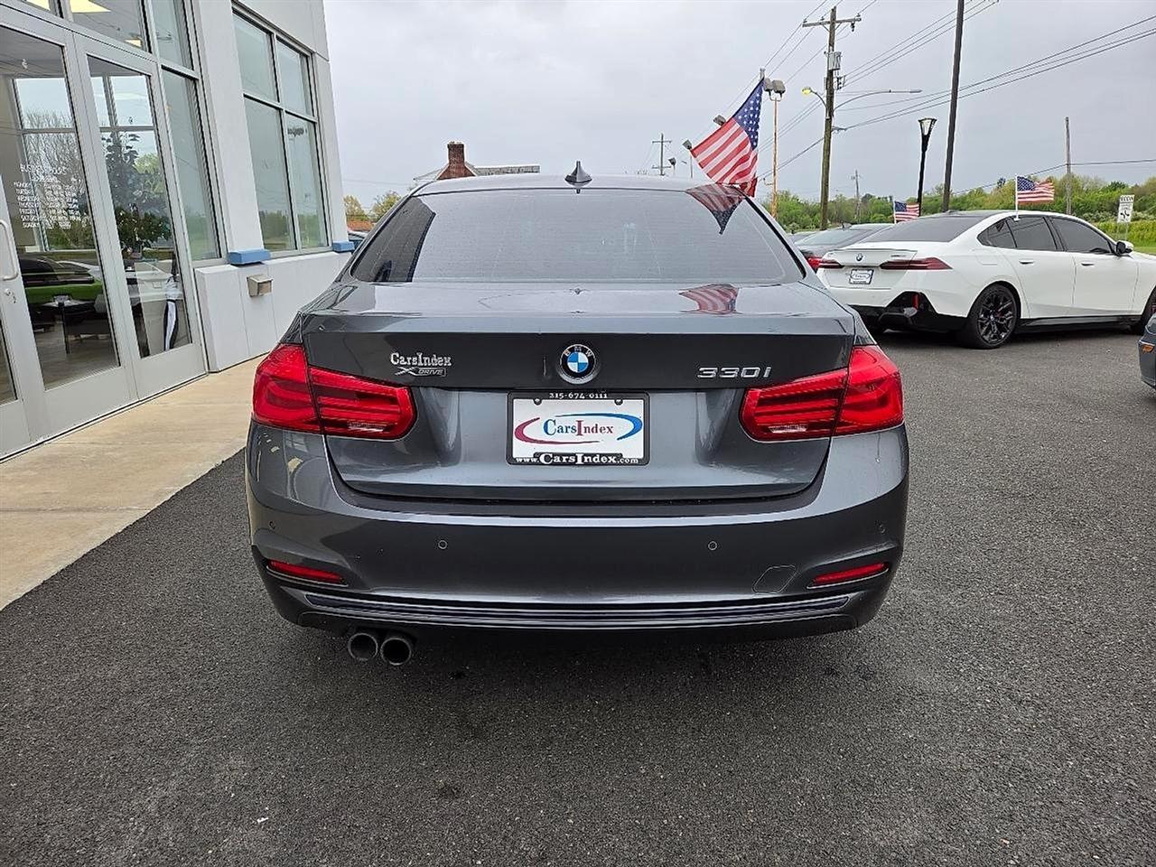 BMW 3 Series  2017