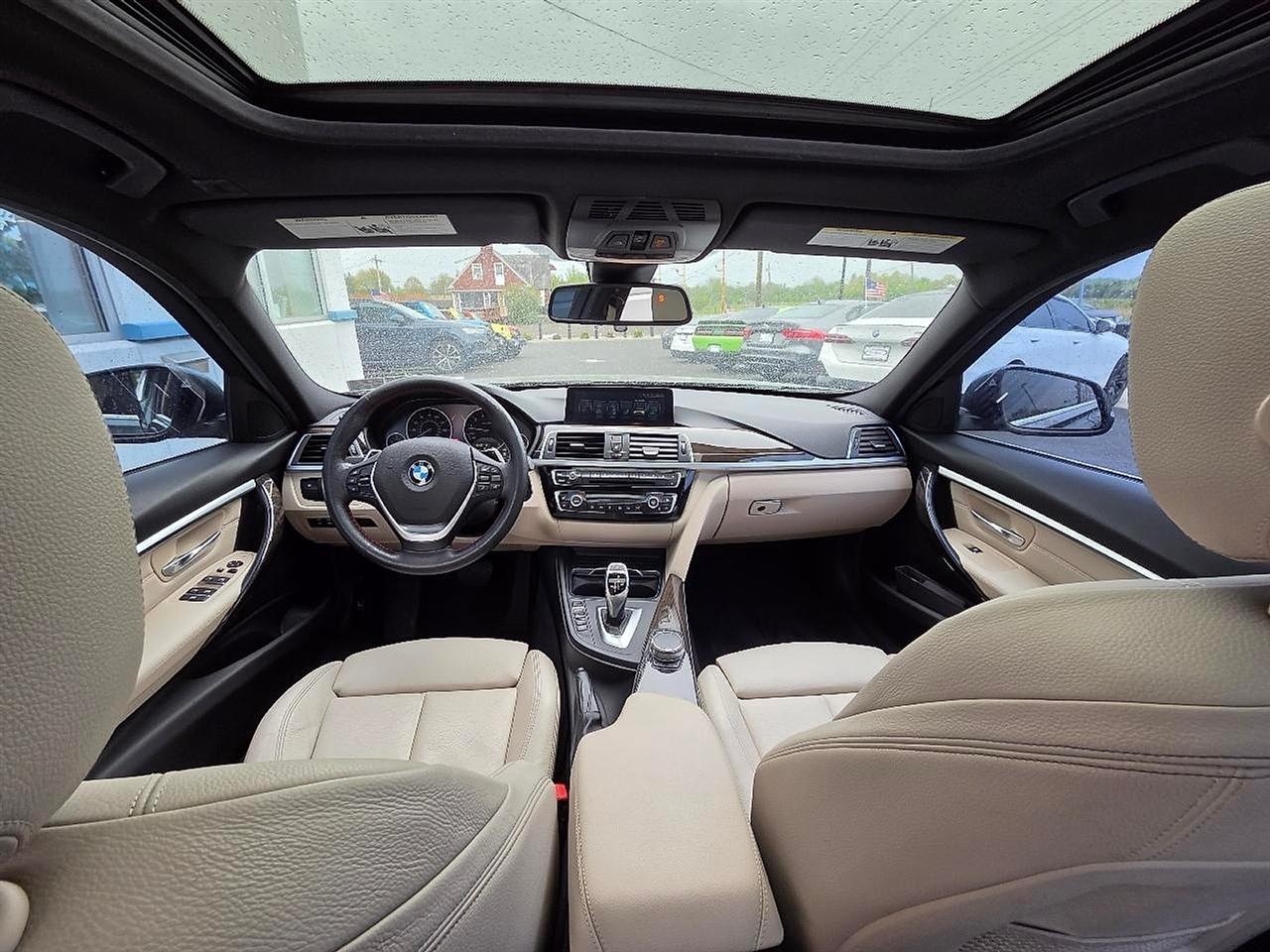 BMW 3 Series  2017