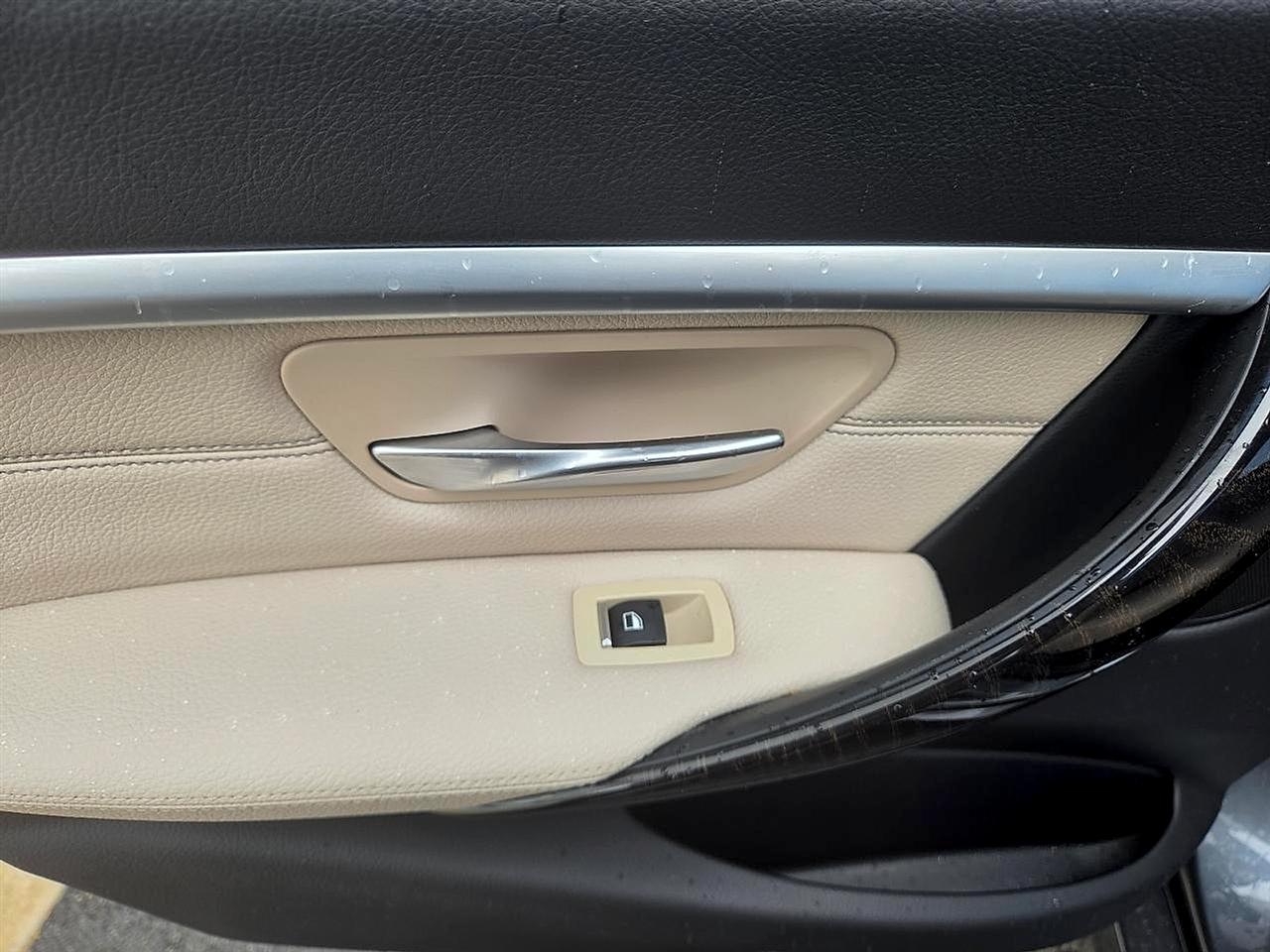 BMW 3 Series  2017