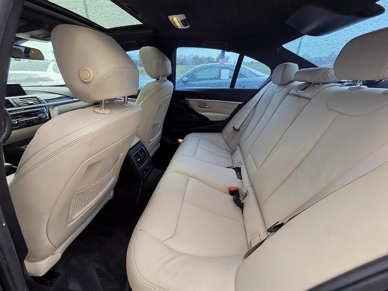 BMW 3 Series  2017