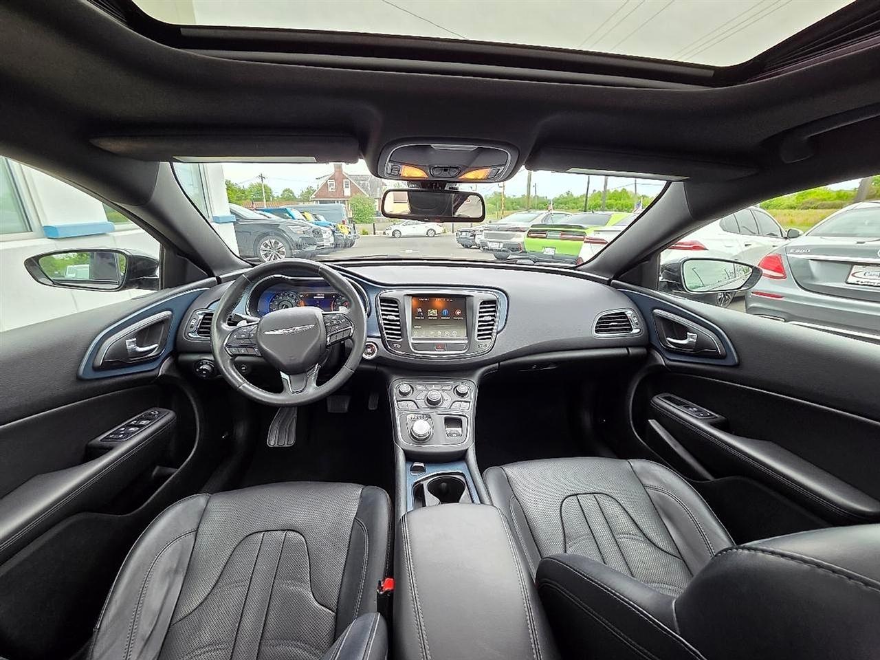 Chrysler 200 S AWD 2015
