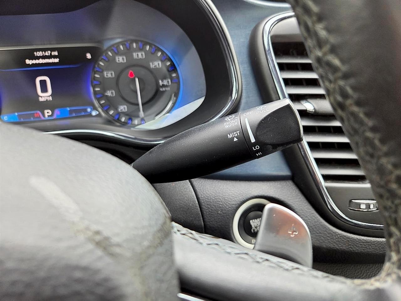 Chrysler 200 S AWD 2015