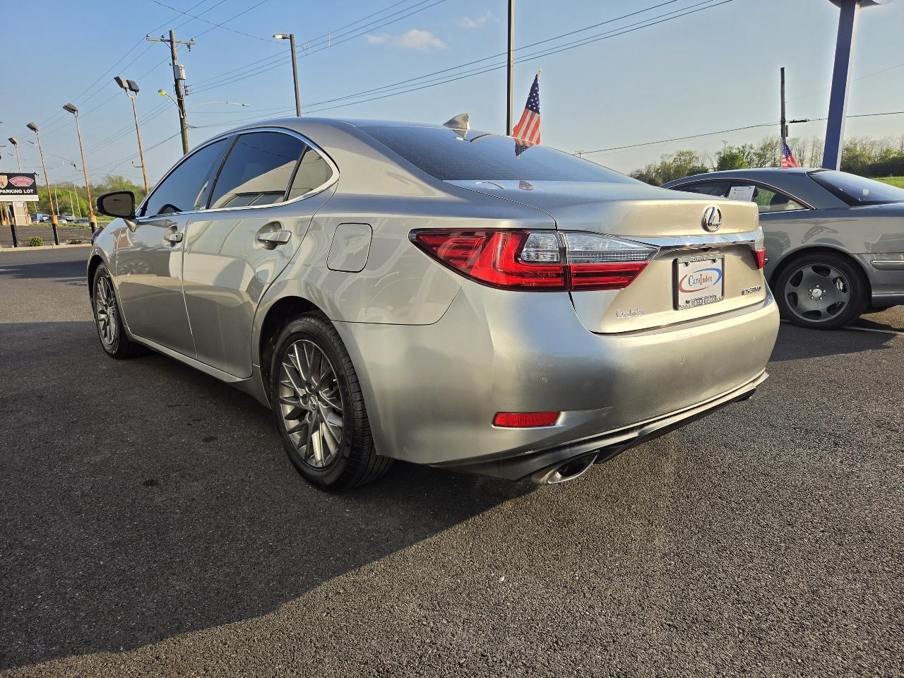 Lexus ES  2018