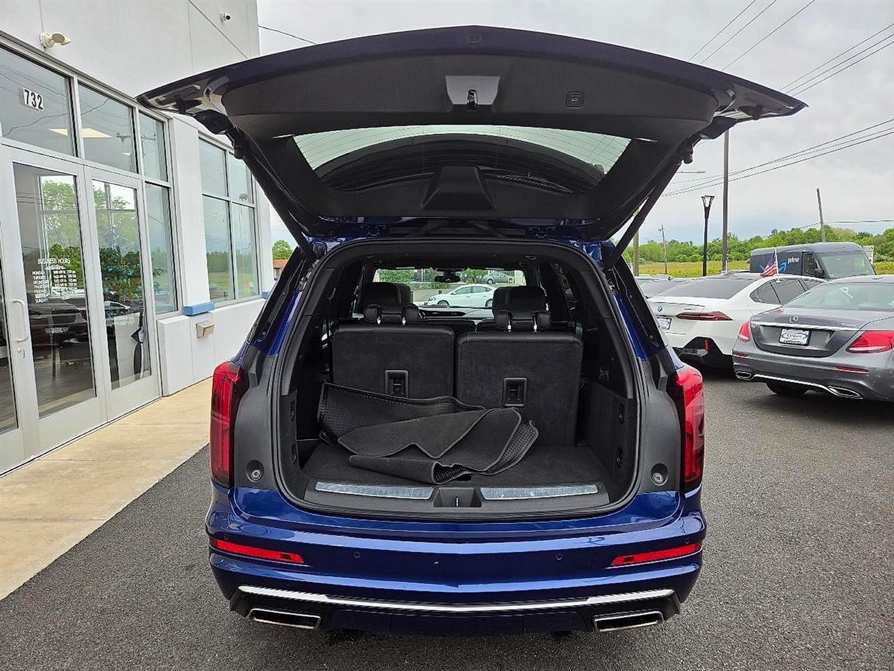 Cadillac XT6 FWD 4dr Premium Luxury 2024
