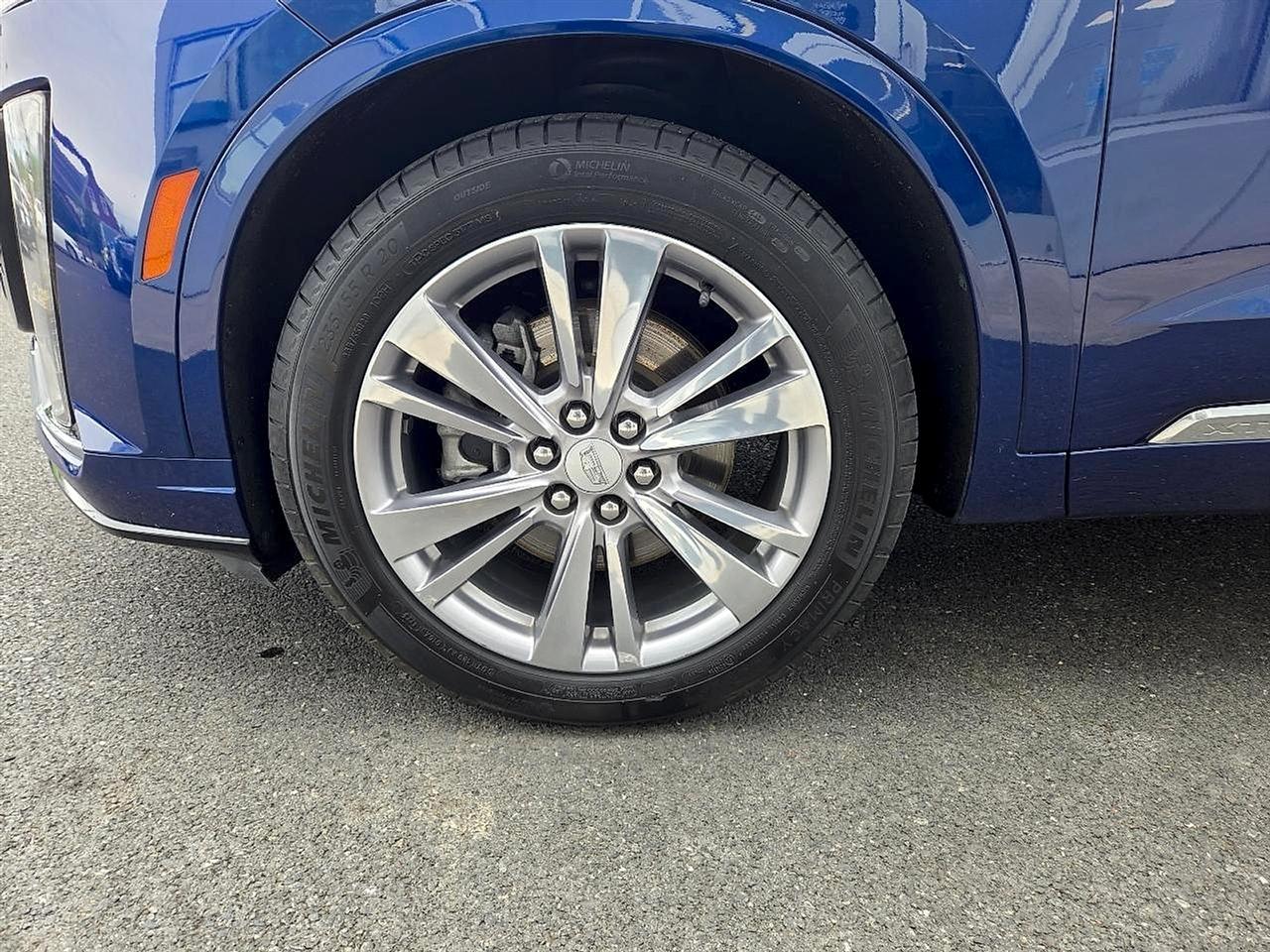 Cadillac XT6 FWD 4dr Premium Luxury 2024