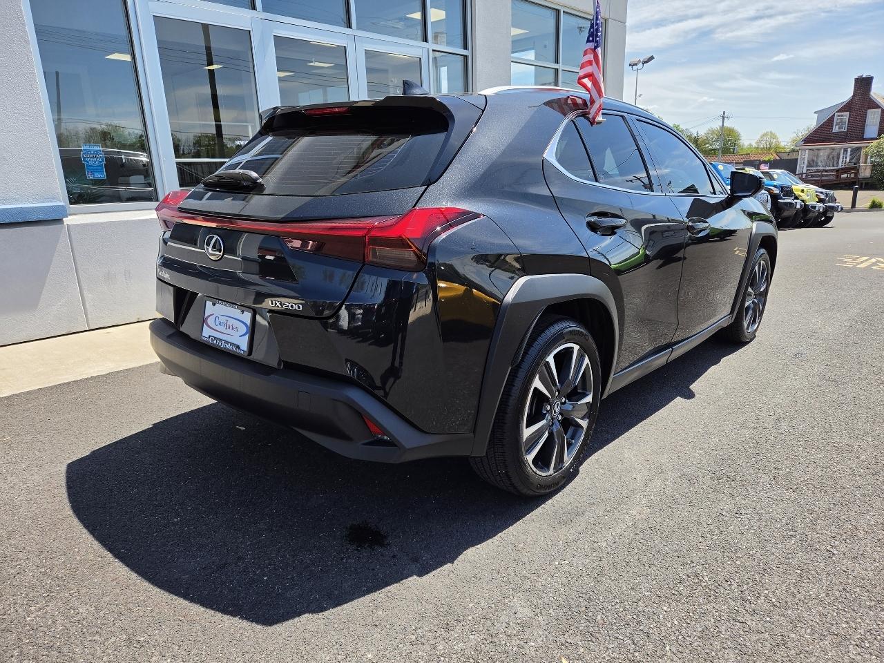 Lexus UX UX 200 FWD 2022