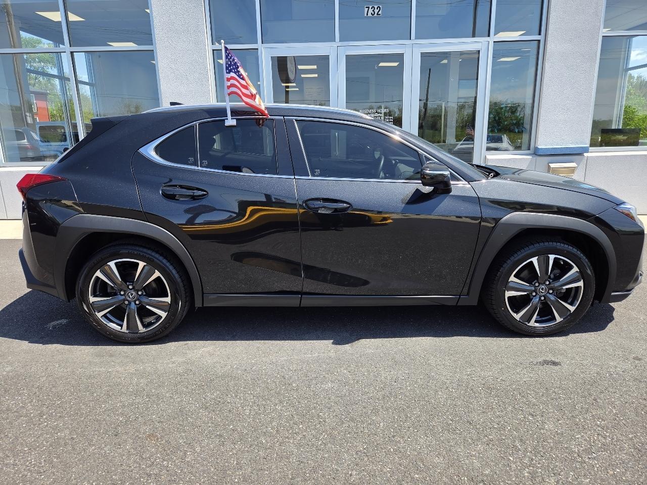 Lexus UX UX 200 FWD 2022
