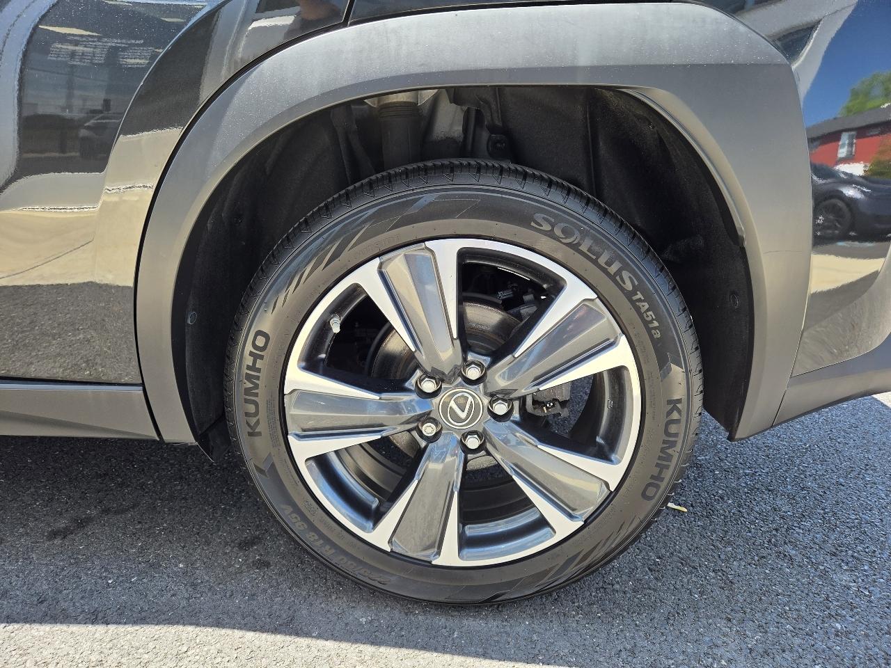 Lexus UX UX 200 FWD 2022