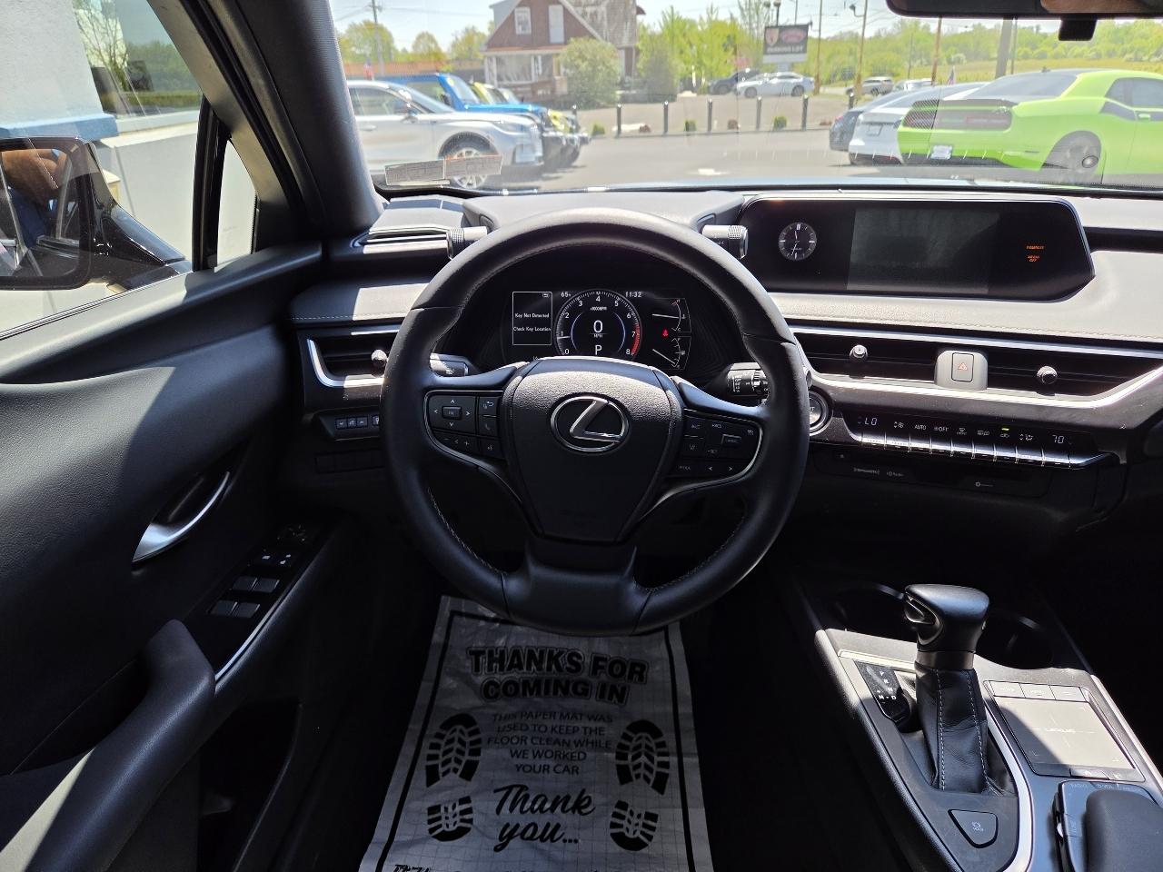 Lexus UX UX 200 FWD 2022