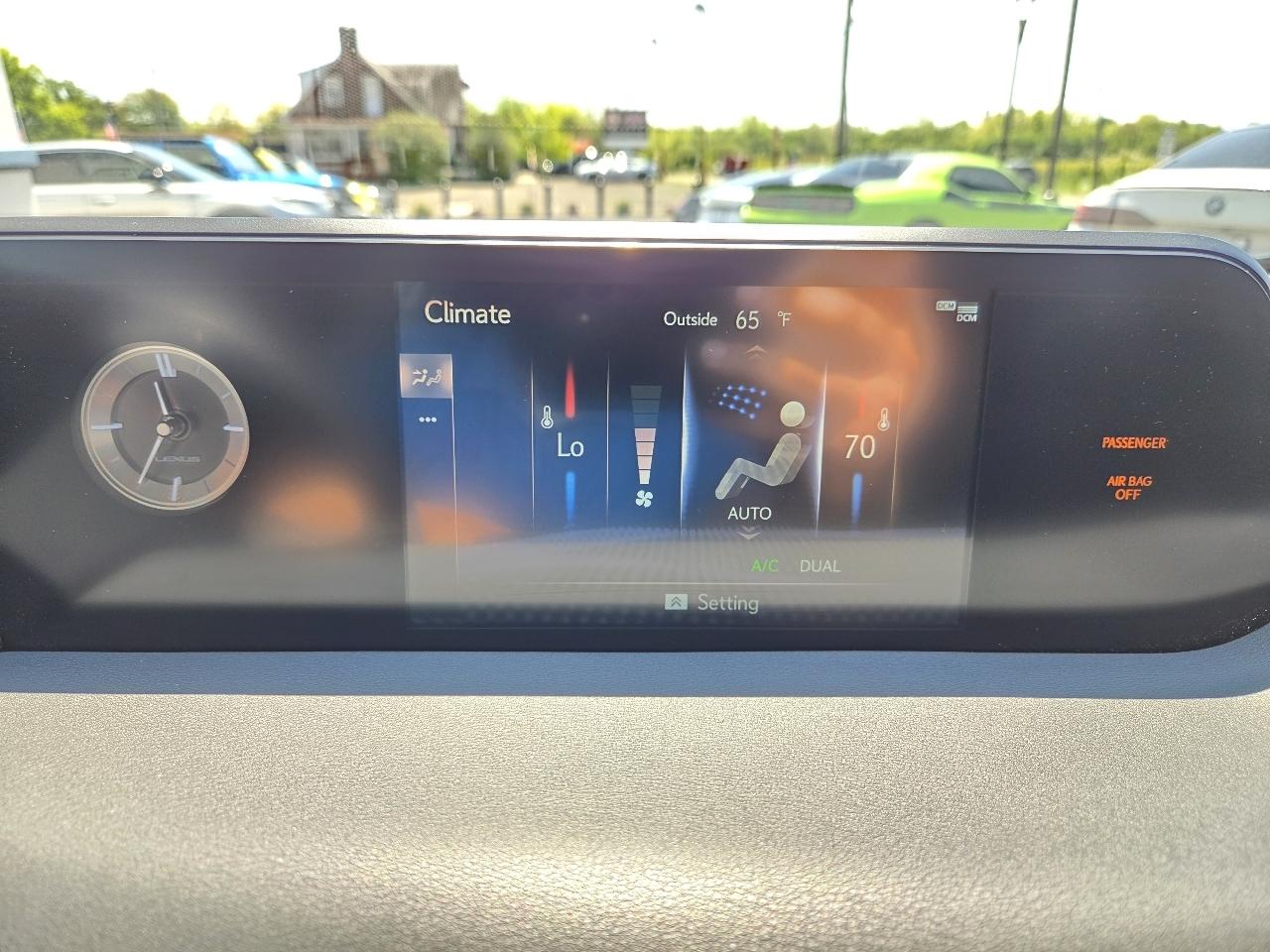 Lexus UX UX 200 FWD 2022
