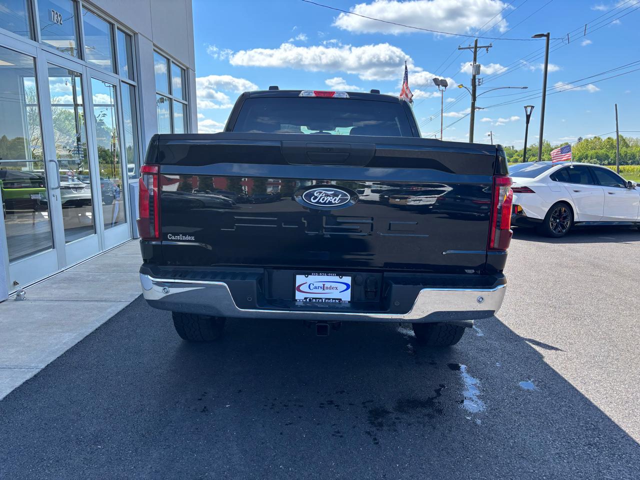 Ford F-150 XLT 4WD SuperCrew 5.5' Box 2025