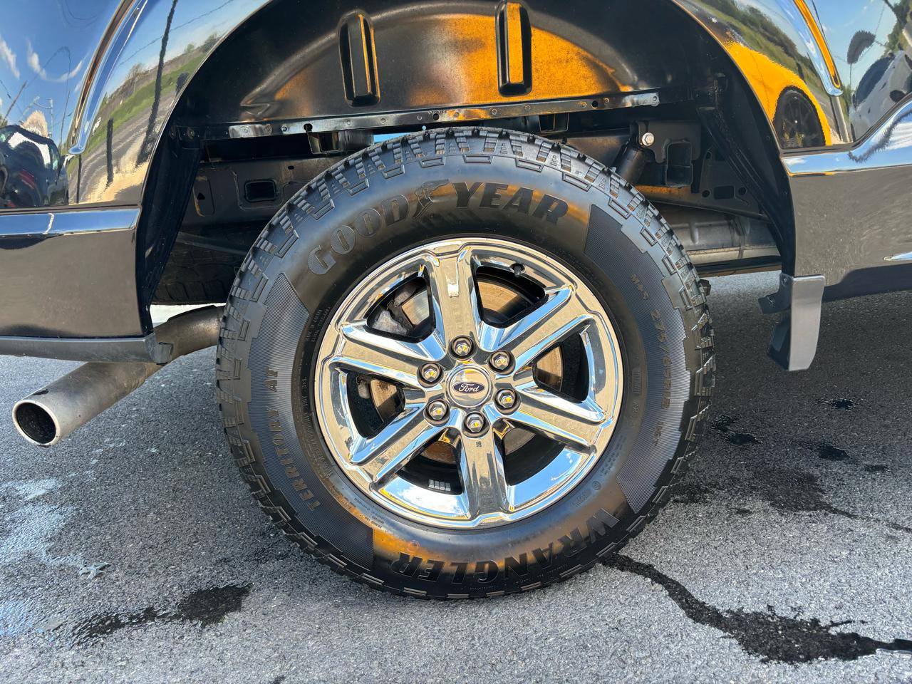 Ford F-150 XLT 4WD SuperCrew 5.5' Box 2025