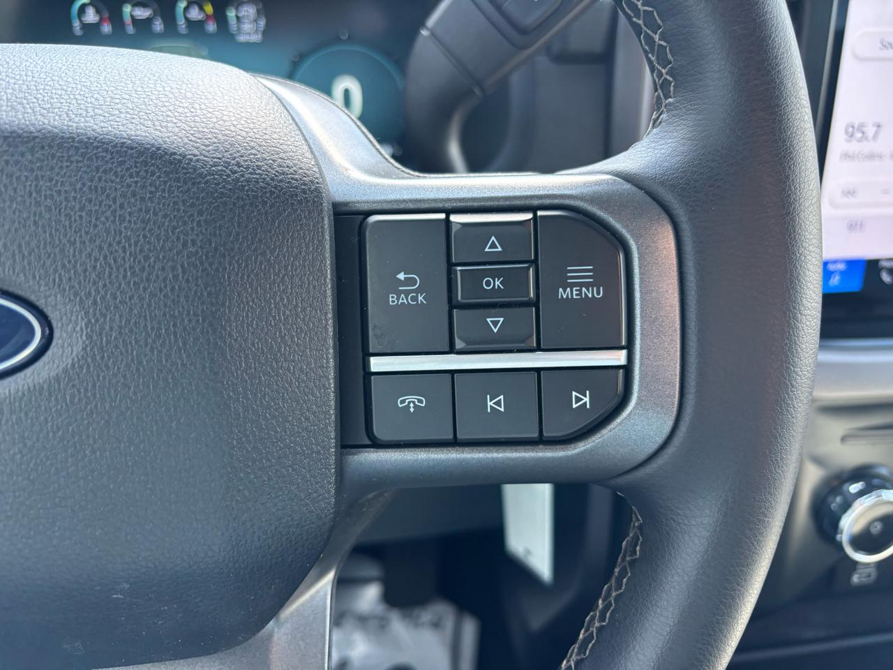 Ford F-150 XLT 4WD SuperCrew 5.5' Box 2025