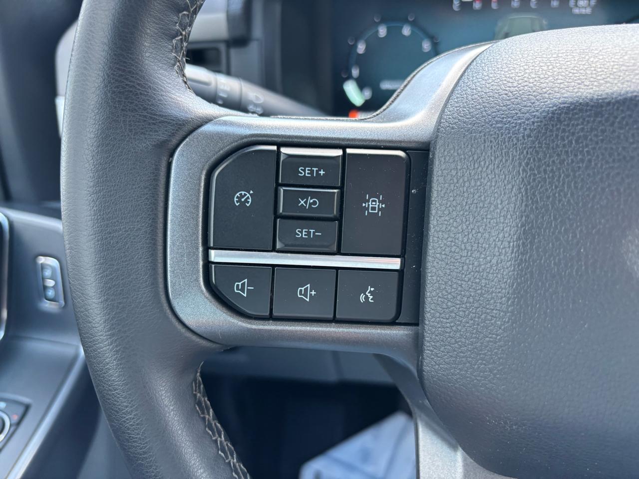 Ford F-150 XLT 4WD SuperCrew 5.5' Box 2025