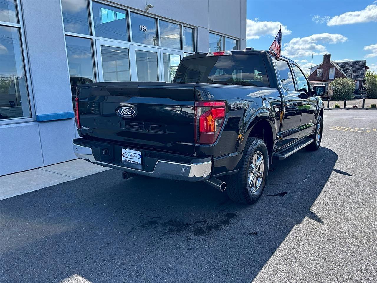 Ford F-150 XLT 4WD SuperCrew 5.5' Box 2025