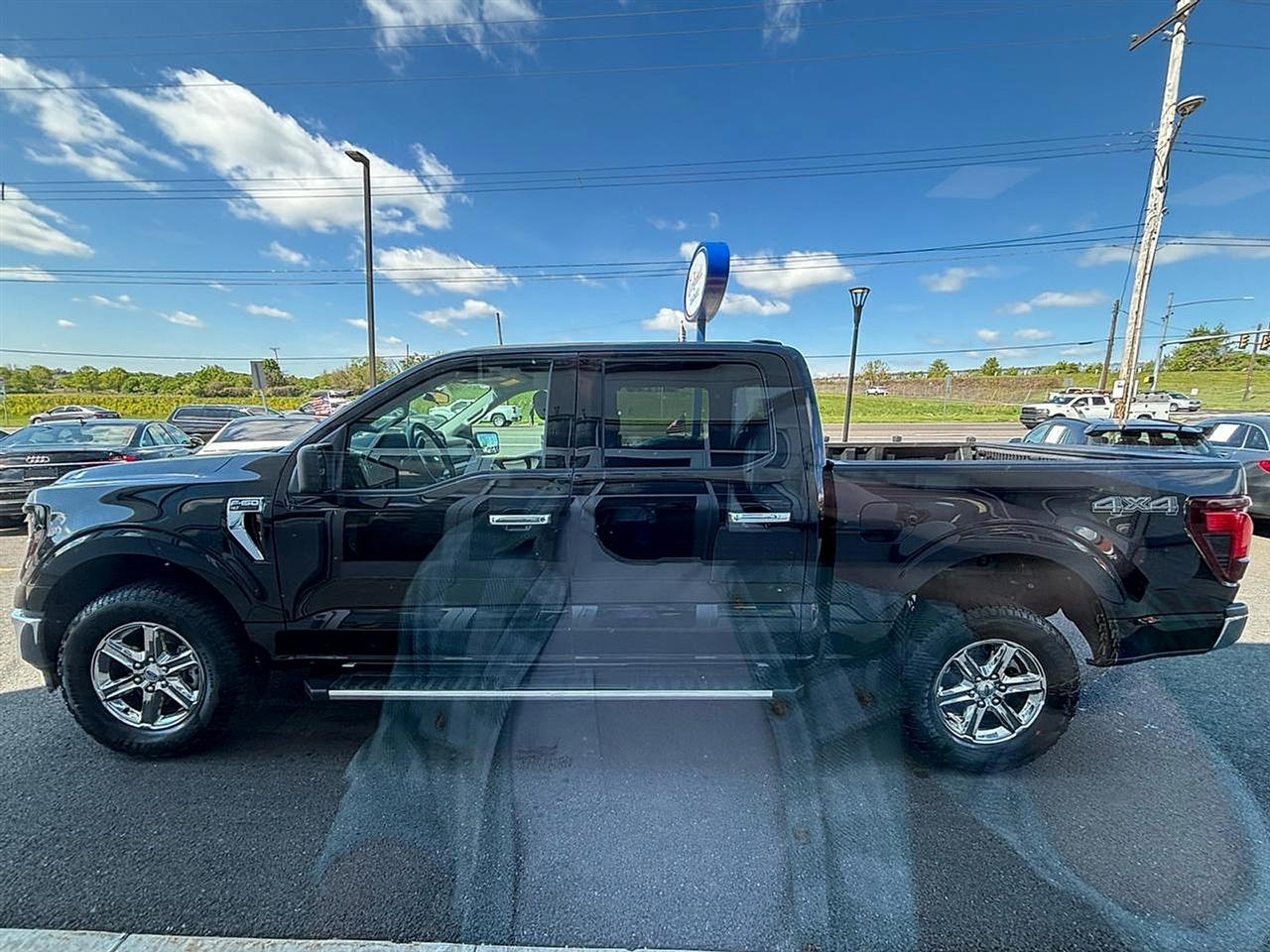Ford F-150 XLT 4WD SuperCrew 5.5' Box 2025