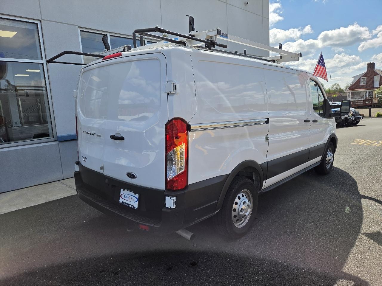 Ford Transit Cargo Van T-250 130" Low Rf 9070 GVWR AWD 2025