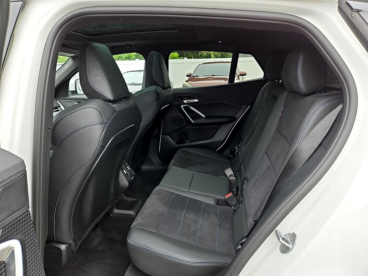 BMW X2 xDrive28i Sports Activity Coupe 2025