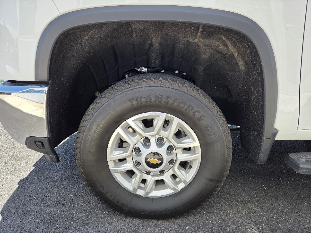 Chevrolet Silverado 2500HD 4WD Crew Cab 172" LT 2025