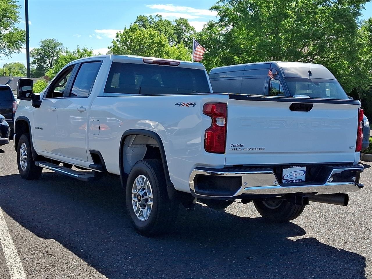 Chevrolet Silverado 2500HD 4WD Crew Cab 172" LT 2025