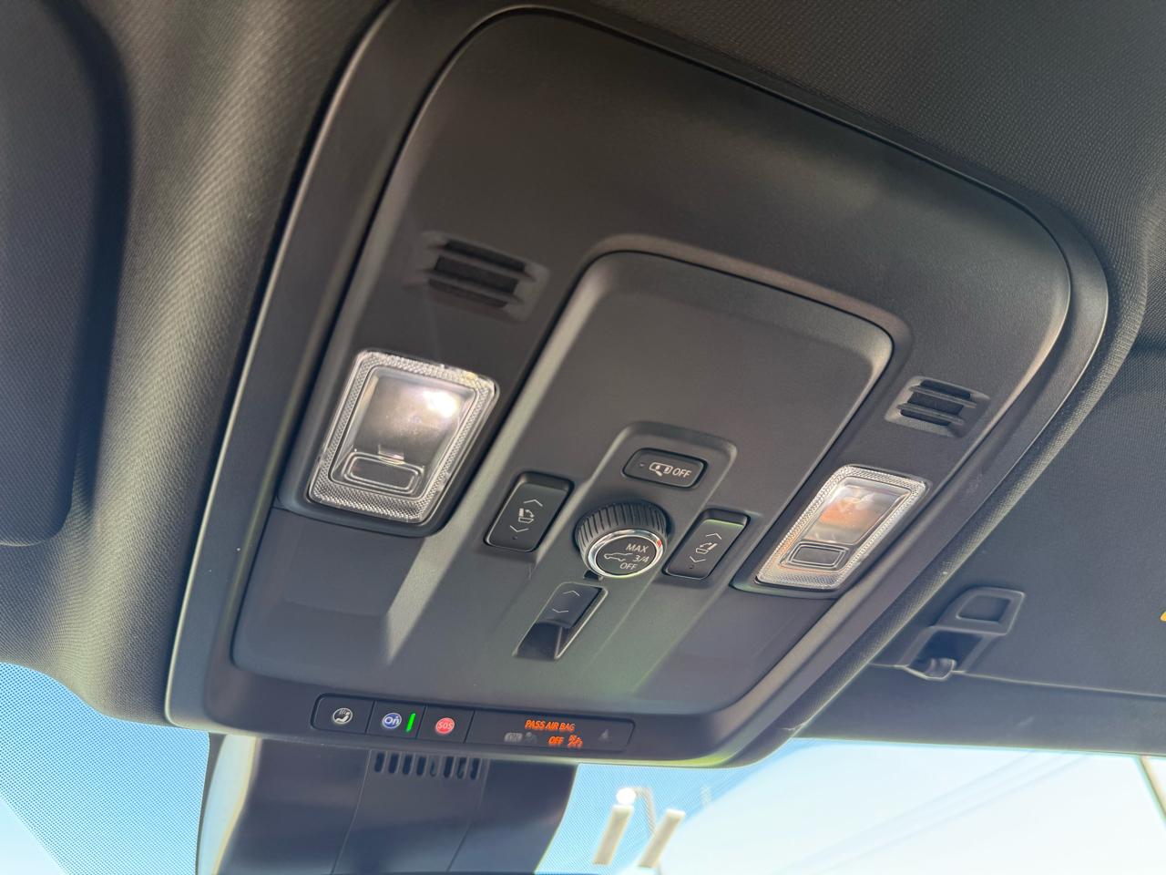GMC Yukon XL 4WD 4dr Denali 2025