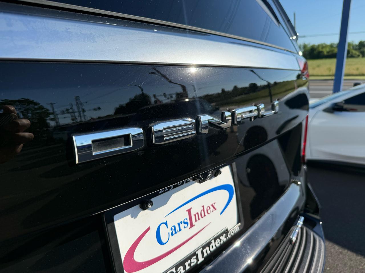 GMC Yukon XL 4WD 4dr Denali 2025