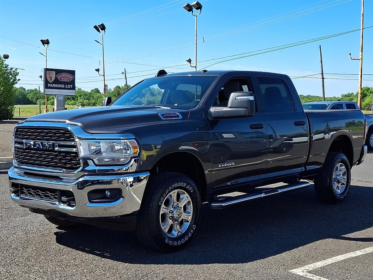 RAM 2500 Big Horn 4x4 Crew Cab 6'4" Box 2024