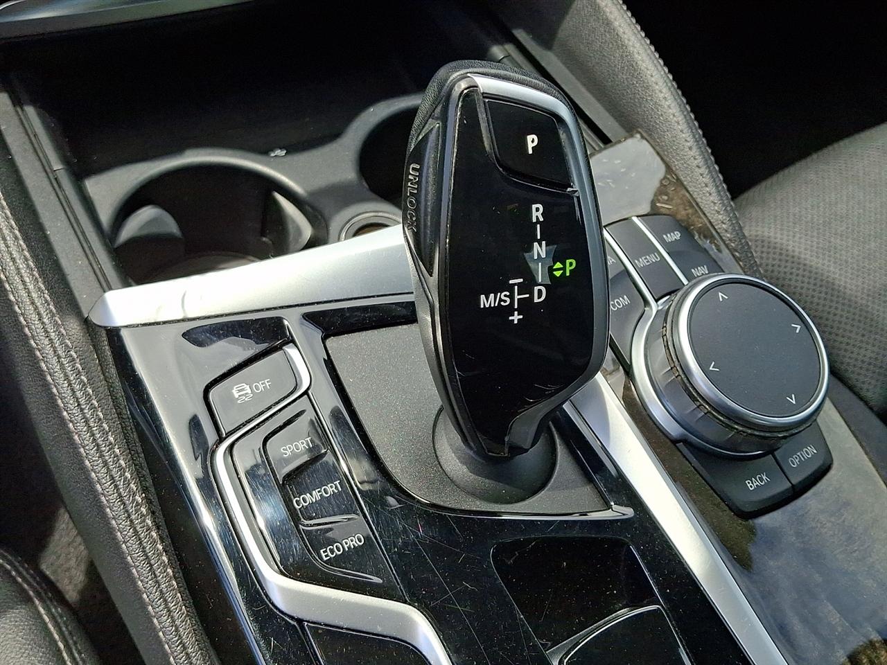 BMW 5 Series 530i xDrive Sedan 2021