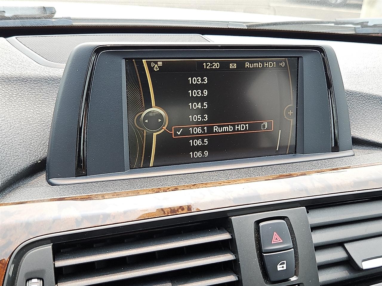 BMW 3 Series 4dr Sdn 328i xDrive AWD SULEV 2014