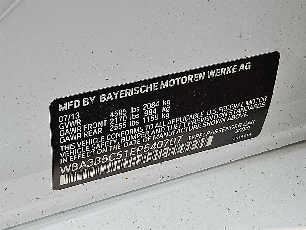 BMW 3 Series 4dr Sdn 328i xDrive AWD SULEV 2014