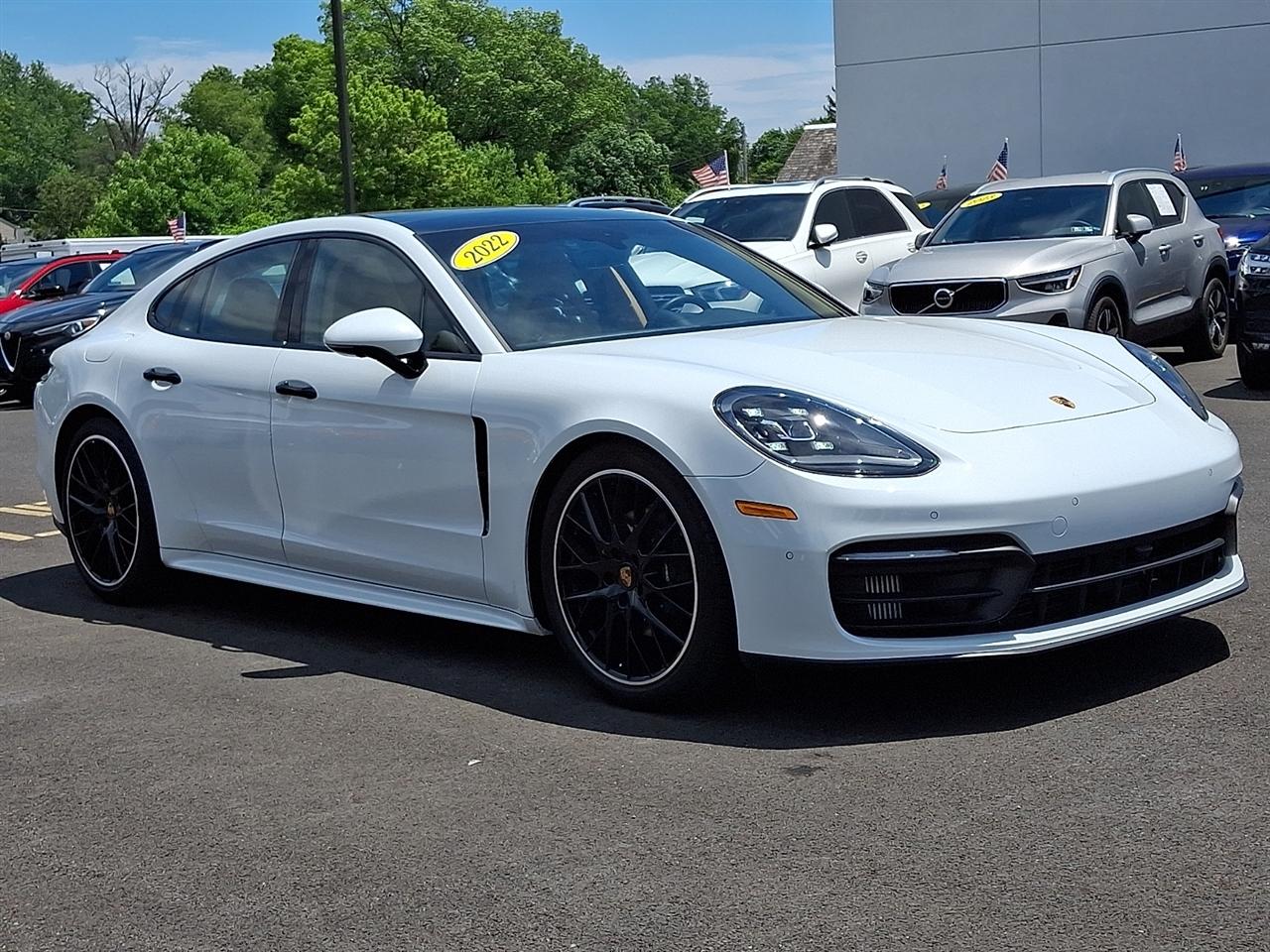 Porsche Panamera RWD 2022